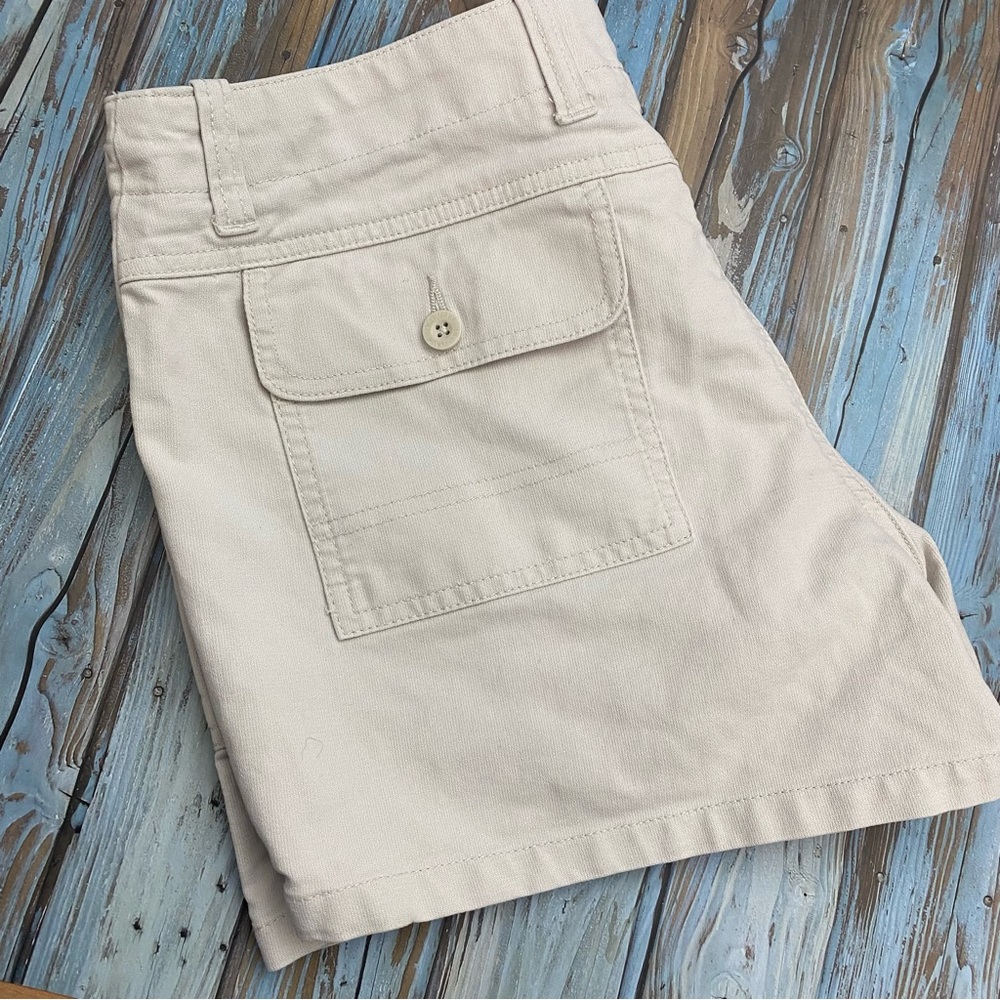 Old Navy Kaki Button Up Shorts
